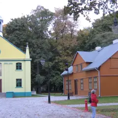 Muzeum włókiennictwa w Łodzi: odkryj fascynującą historię skansenu