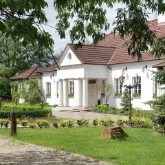 Skansen Soplicowo: Odkryj fascynującą historię i atrakcje filmowe