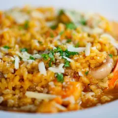 Gdzie zjeść w Weronie? Odkryj najlepsze restauracje i lokalne smaki