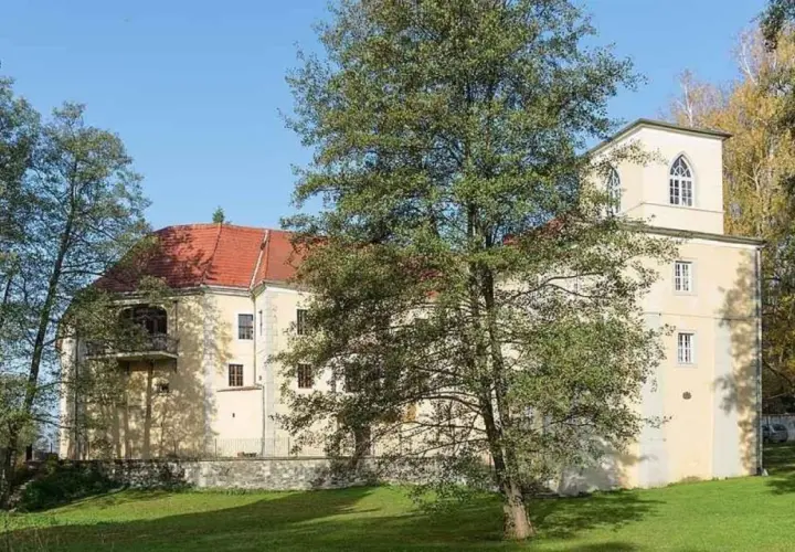 Atrakcje w Trzebieszowicach: Odkryj ukryte skarby tej wsi