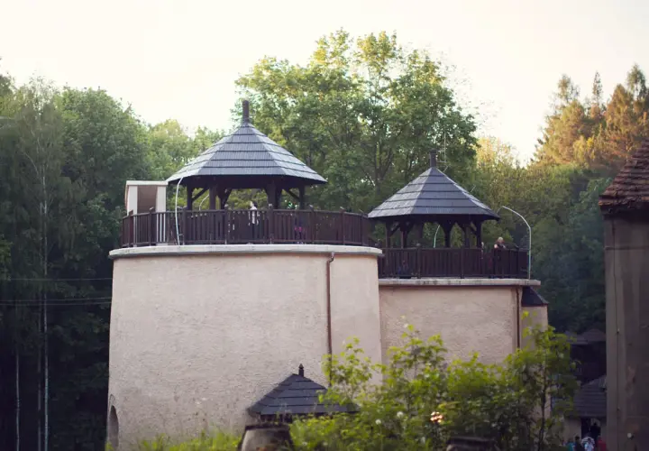 Skansen górniczo-hutniczy w Leszczynie: odkryj fascynującą historię
