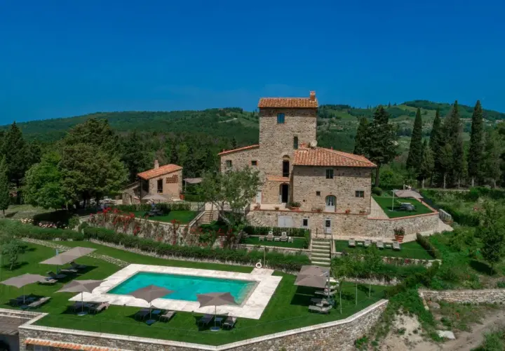 Gdzie zjeść w San Gimignano? Odkryj najlepsze restauracje i dania