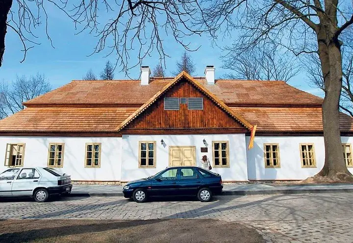 Dworek Stawy Jana: Historia, architektura i atrakcje w Łodzi