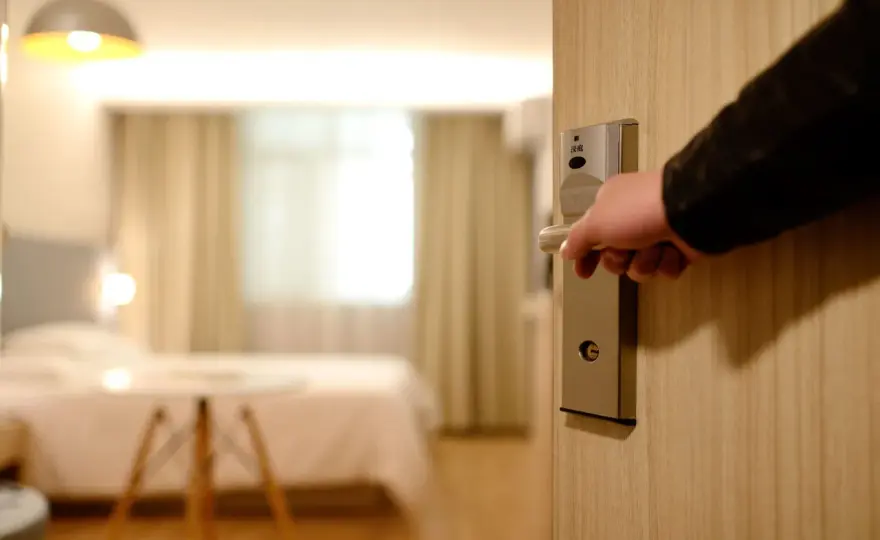 Najlepsze noclegi w Barcelonie – unikaj drogich pułapek i wybierz mądrze