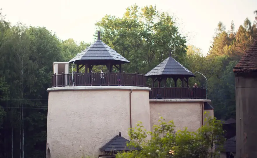Skansen górniczo-hutniczy w Leszczynie: odkryj fascynującą historię