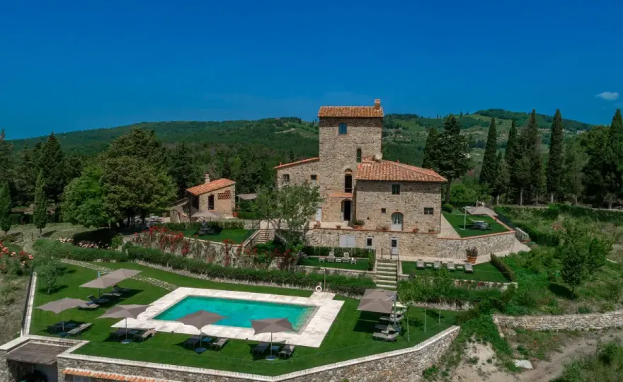 Gdzie zjeść w San Gimignano? Odkryj najlepsze restauracje i dania