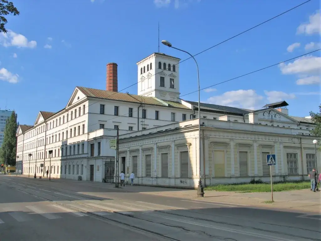 Zdjęcie Muzeum włókiennictwa w Łodzi: odkryj fascynującą historię skansenu